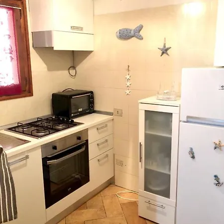 House With 3 Bedrooms In With Furnished Terrace And Wifi 800 M From The Beach *