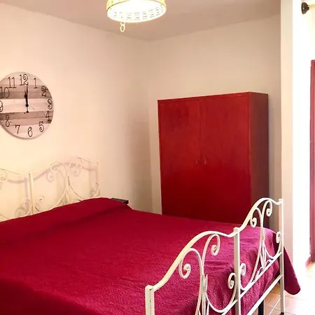 House With 3 Bedrooms In With Furnished Terrace And Wifi 800 M From The Beach * Villasimius