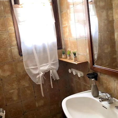 House With 3 Bedrooms In With Furnished Terrace And Wifi 800 M From The Beach Holiday home Villasimius